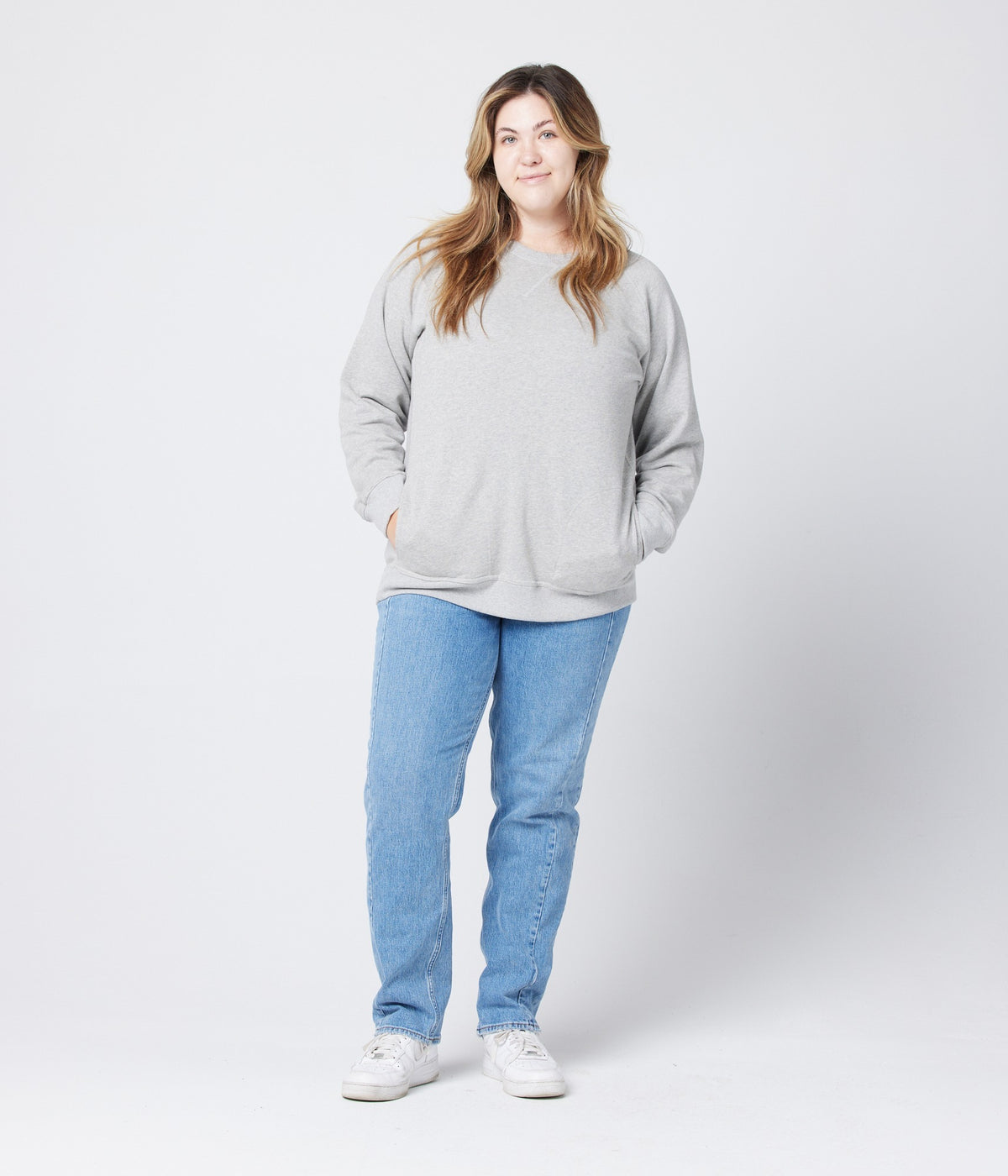 Unisex Pocket Crewneck Sweatshirt - Athletic Heather