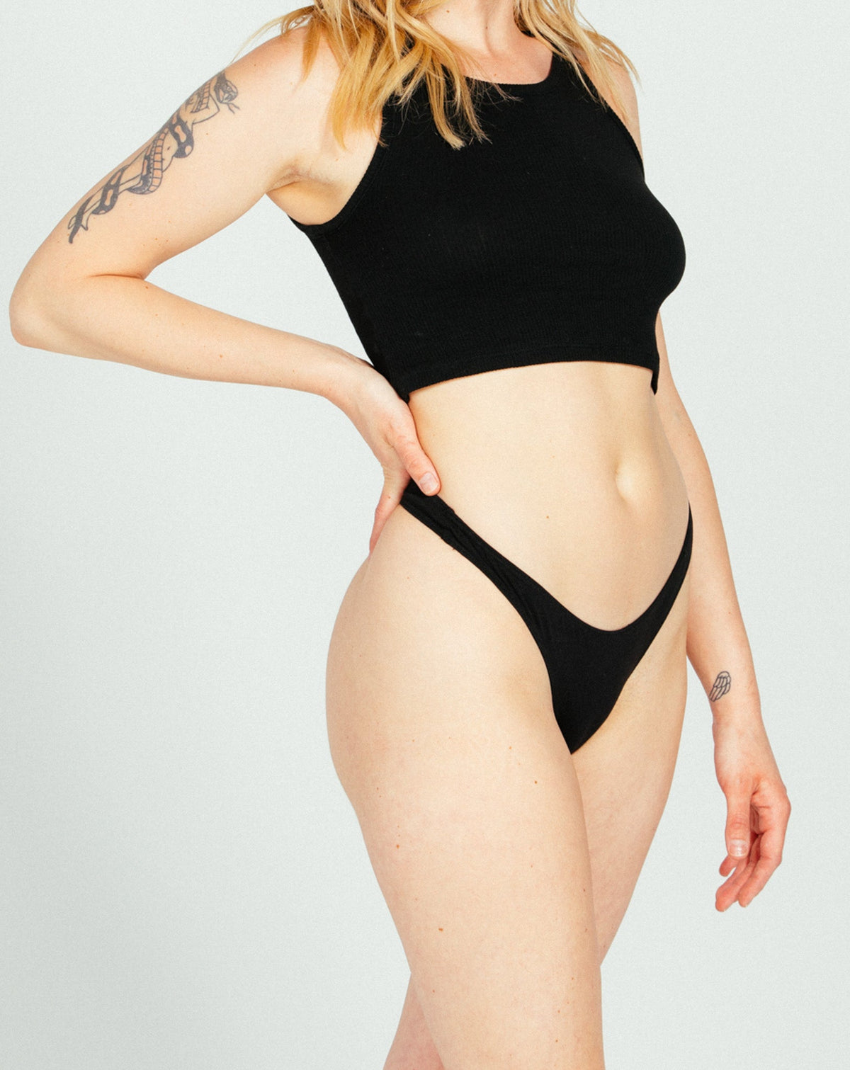 low rise thong - black