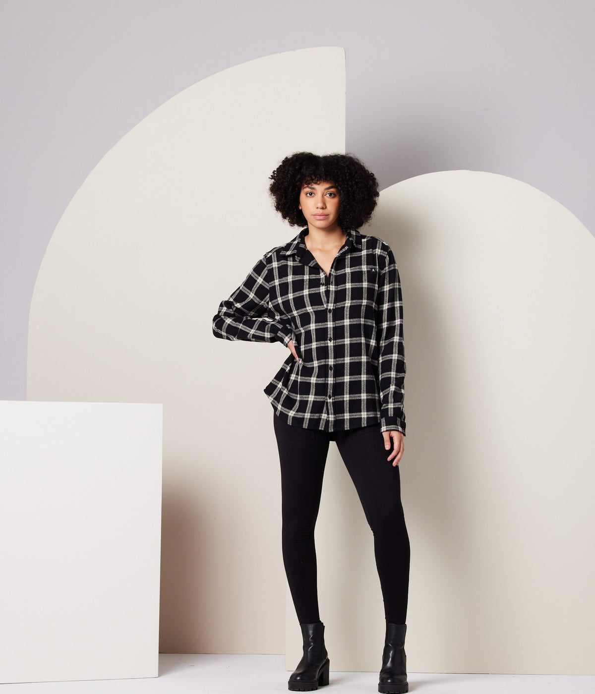 Unisex Flannel - Black/Taupe