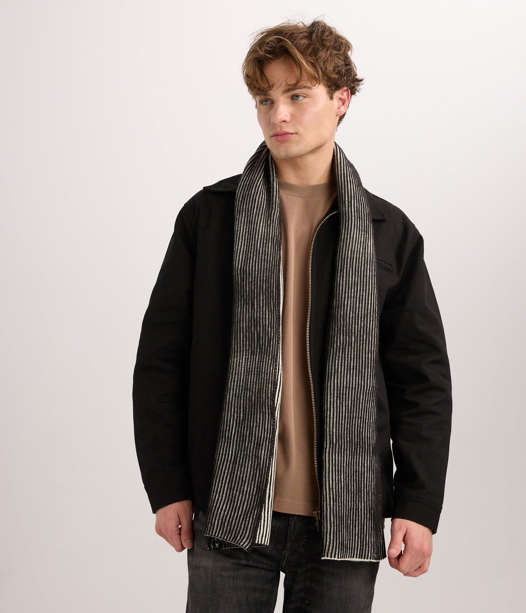 Illusion Scarf - Black/Pearl