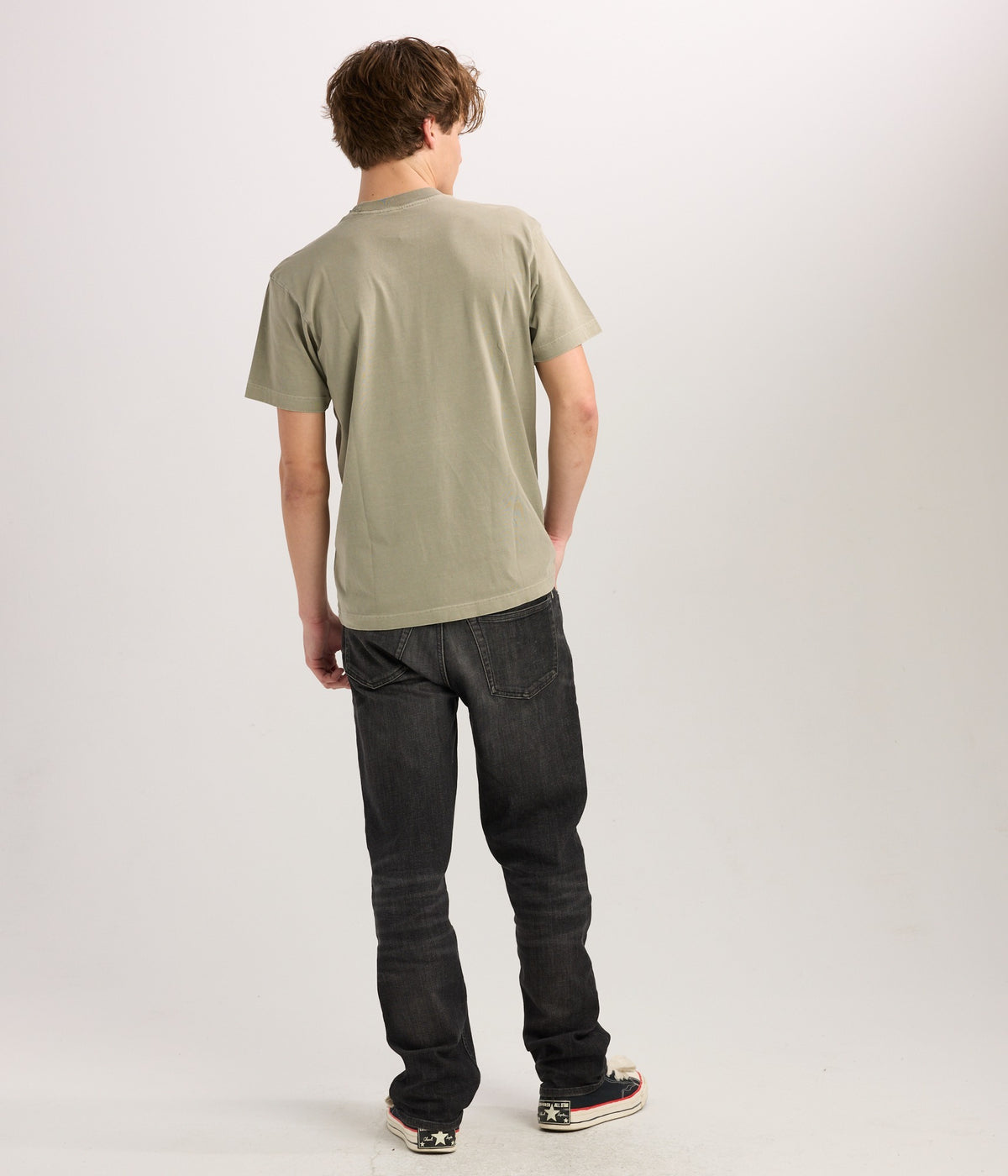 Unisex Standard Tee - Artichoke